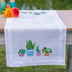 Table Runner Embroidery Kit...